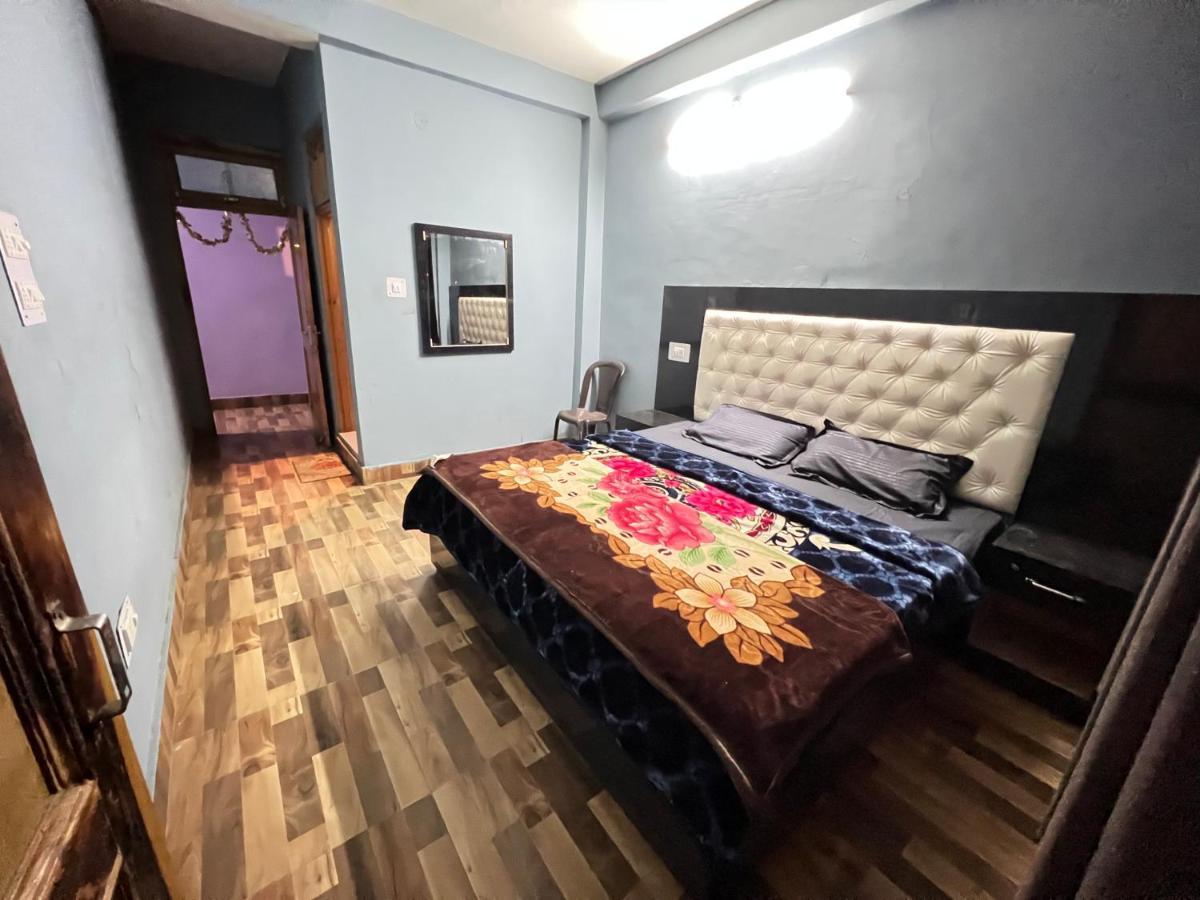 Shanti Cafe & Hostels カソル エクステリア 写真