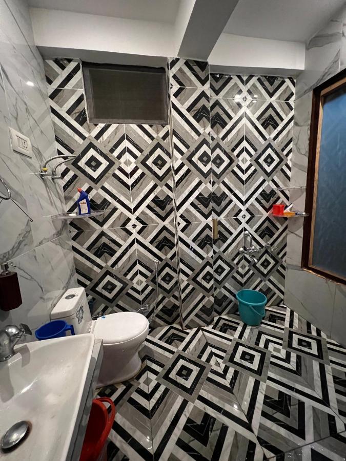 Shanti Cafe & Hostels カソル エクステリア 写真