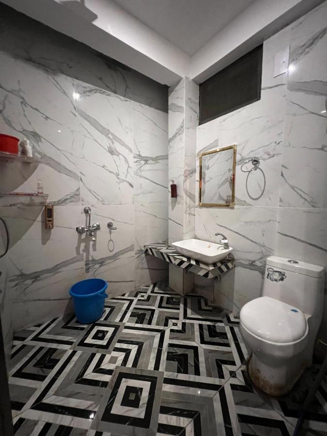 Shanti Cafe & Hostels カソル エクステリア 写真