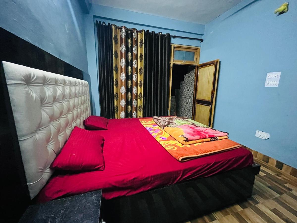 Shanti Cafe & Hostels カソル エクステリア 写真